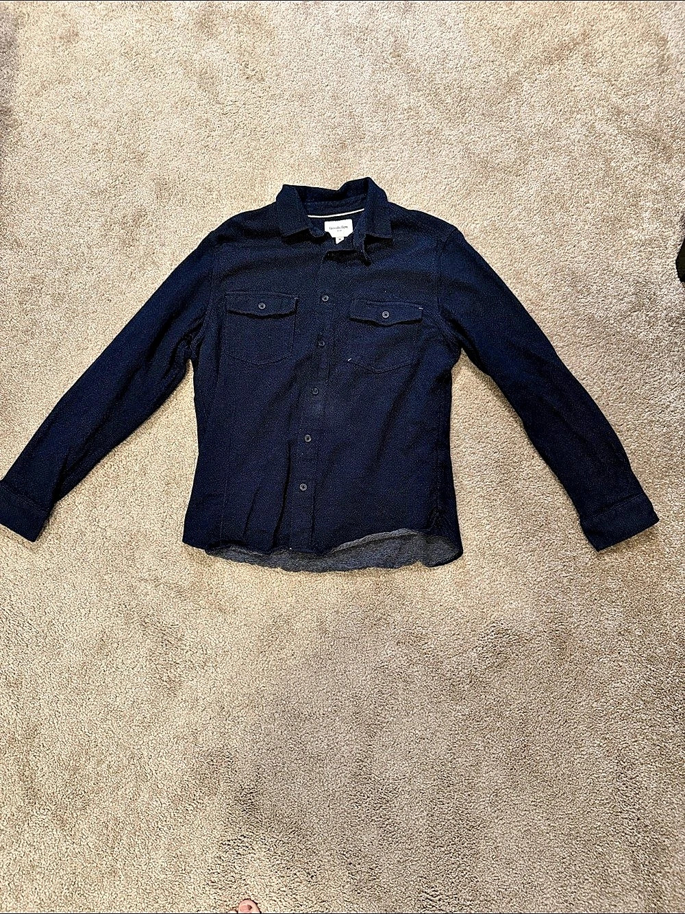 Goodfellow & Co Long Sleeve Button Down in Blue Size Medium